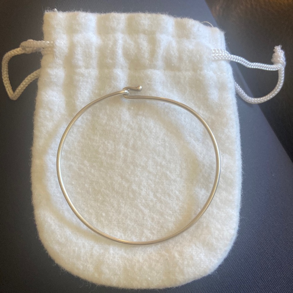 James Avery hook on bracelet bangle. Medium. Authentic.